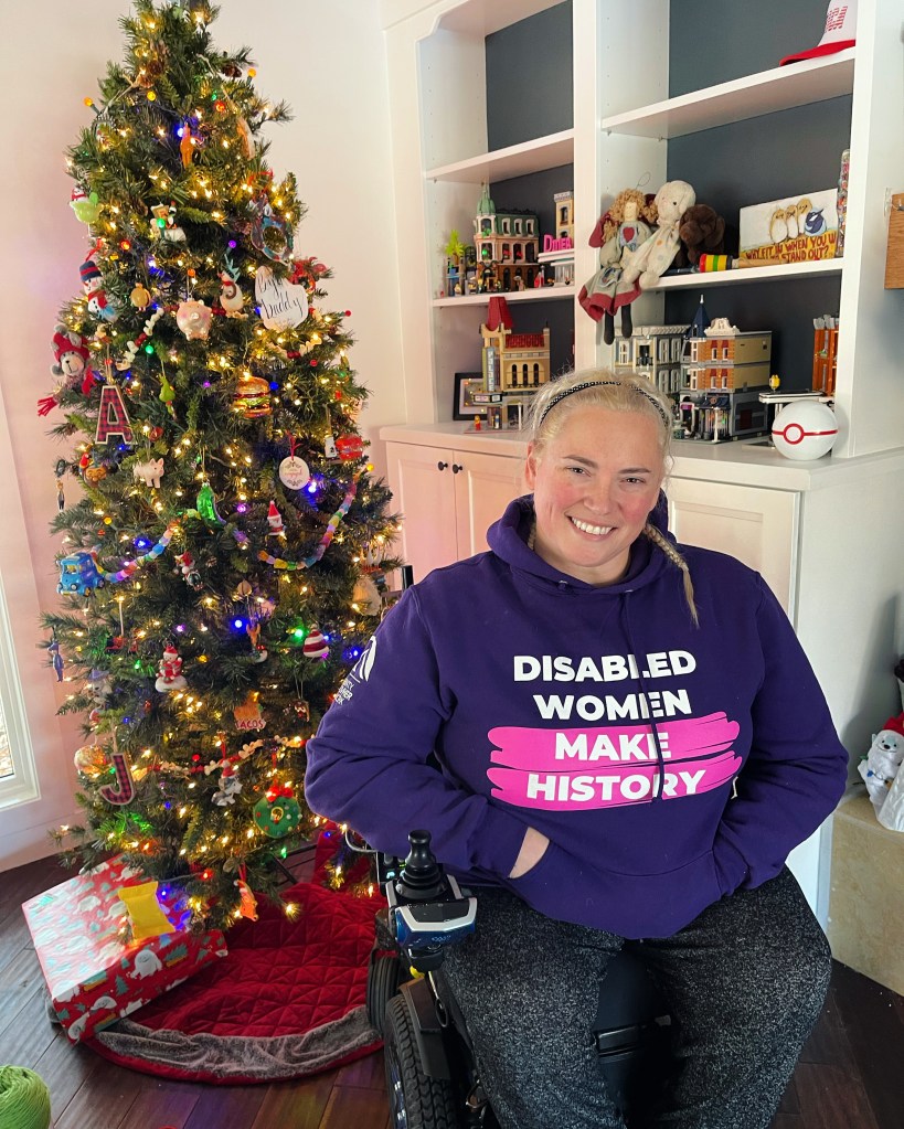 Jill uses her Quantum wheelchair with iLevel for completing transfers